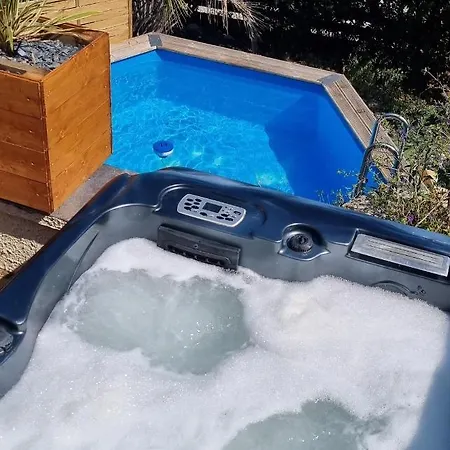 Studio Port Pin Vue Mer, Jacuzzi, Hammam, Parking Prives Cassis Exterior photo